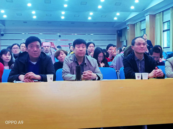 两校沟通深化合作促共赢,两校合作促沟通联合探索共成长