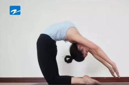 练习瑜伽拉伤膝盖内侧韧带怎么办,适合膝盖韧带损伤的锻炼瑜伽