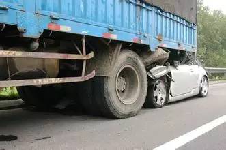 把桥压塌的大车,怎么判断大货车把桥压塌