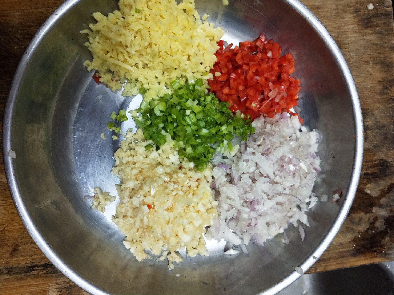 老少皆宜！家庭版豆豉鲮鱼的制作全过程