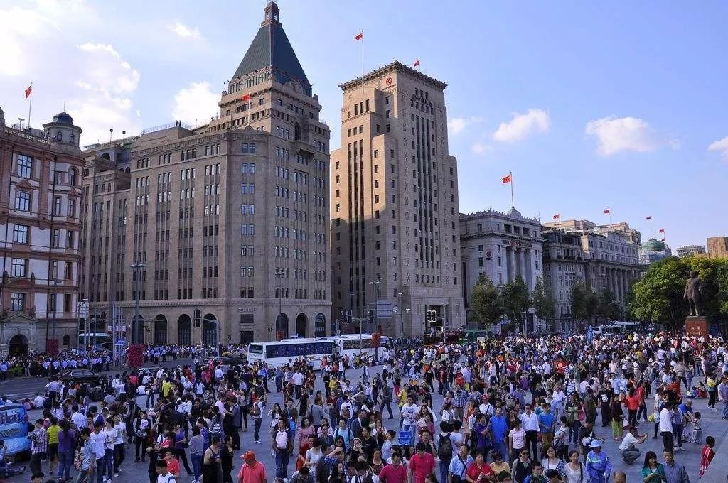 陆家嘴论坛推动世界发展,陆家嘴与欧美同步