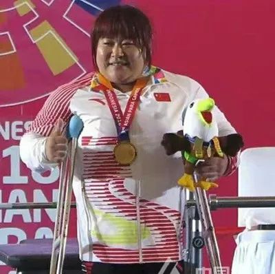 聚焦十四冬年轻选手创佳绩,十四冬赛场年轻选手创佳绩