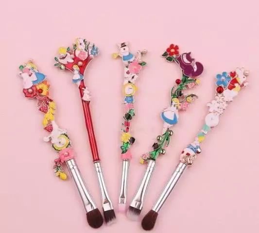 川久保玲现在怎么样,川久保玲全球首家美妆店