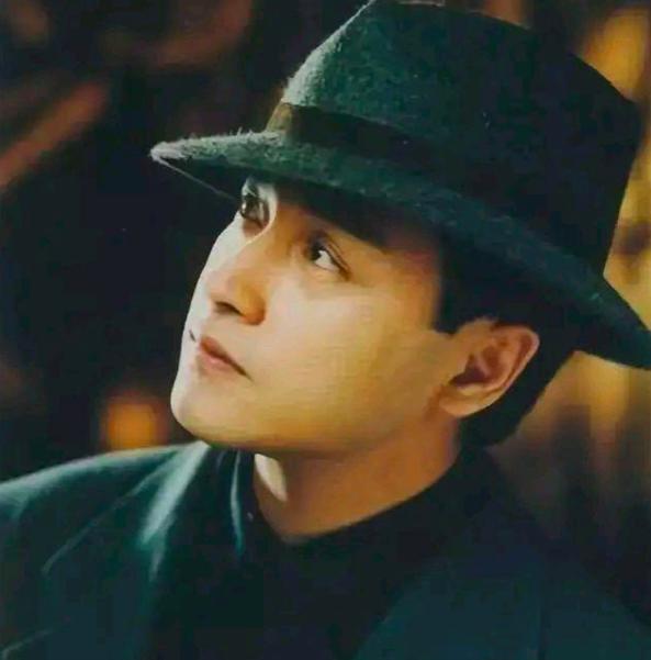 37岁中国女艺人脑梗猝死,日本40岁得癌症死的女明星