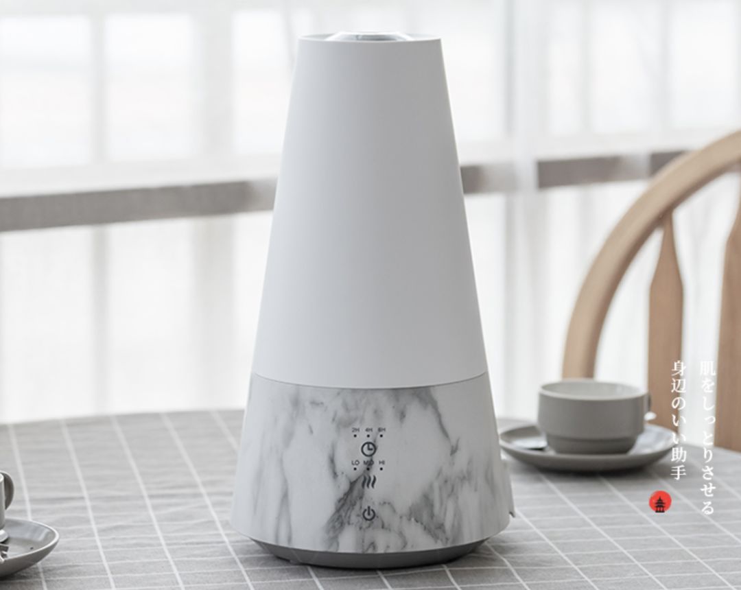 像艺术品的香薰加湿器，智能调节温度和雾量