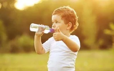 中医治疗上吐下泻,中医上吐下泻的原因