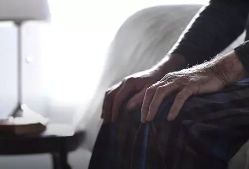 健康中国治疗类风湿性关节炎案例,风湿疾病的现状