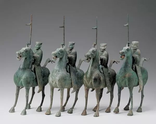 重庆大学建立了一个赝品博物馆,重庆大学赝品博物馆央视