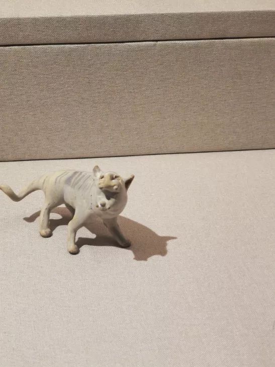 重庆大学建立了一个赝品博物馆,重庆大学赝品博物馆央视