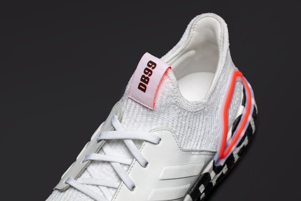 阿迪达斯boost联名足球,阿迪达斯ultraboost4.0联名