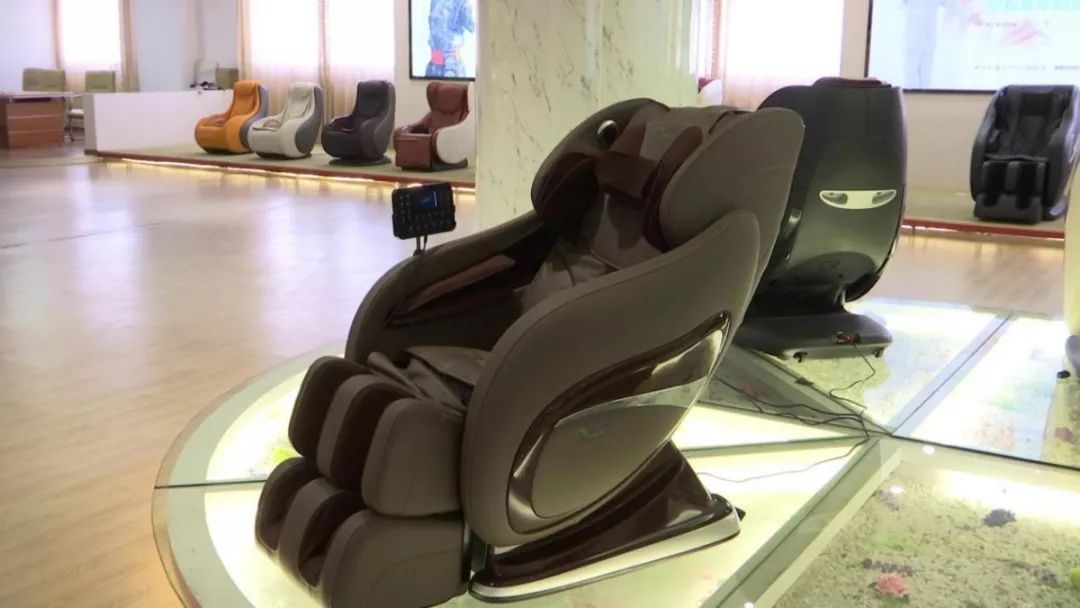 瑜伽动作肩颈缓解视频,怎样缓解肩颈不适