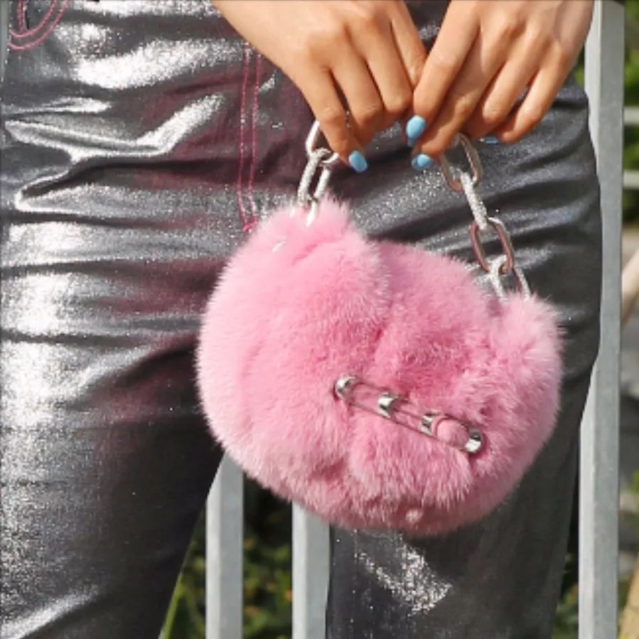 种草鹅现在穿什么,种草鹅穿什么鞋子好看