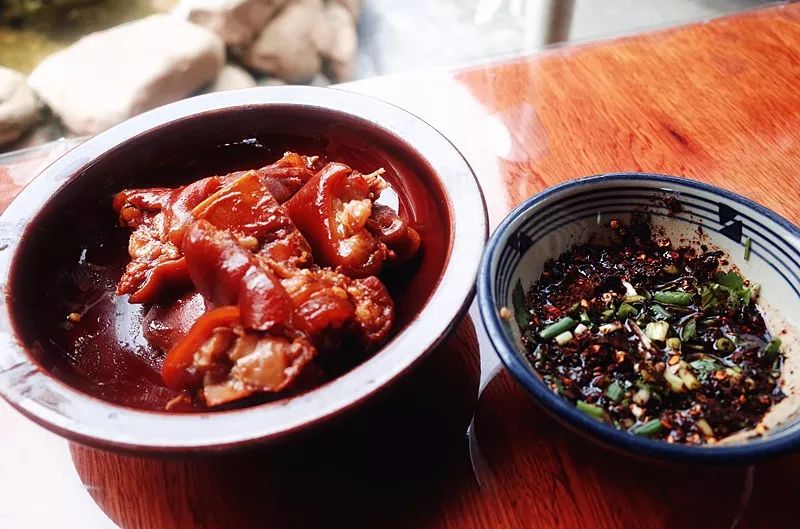 贵阳特色美食排行榜前十名,贵阳观山湖美食排行榜前十名