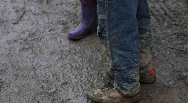 地表Zui强！暴雨蹦迪从不湿还巨暖和！比2个鸡蛋还轻，走8小时一点都不累