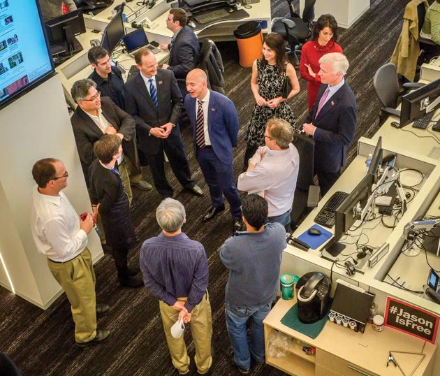 万字长文还原贝索斯：一个可以和*耐基卡**、洛克菲勒比肩的巨人