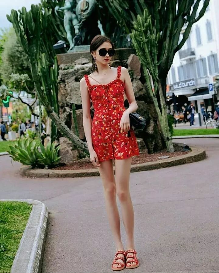 骨架大高个子女生怎么穿搭,肩宽骨架大胖妹妹怎么穿
