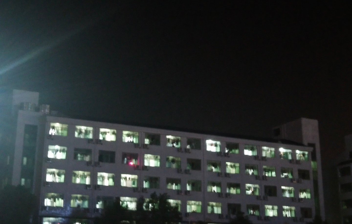 王力宏鸟巢演唱会开场燃爆全场,王力宏军运会