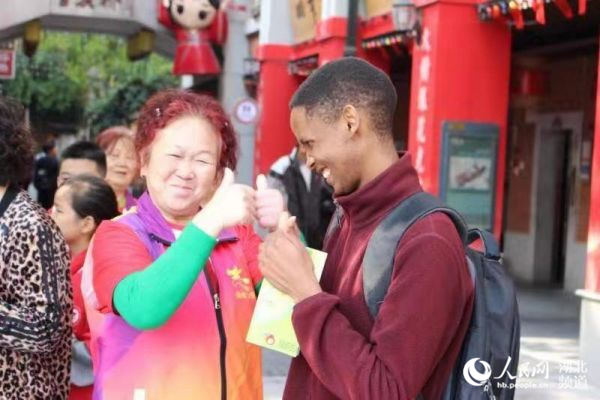 武汉志愿者风采集,武汉志愿者服务队