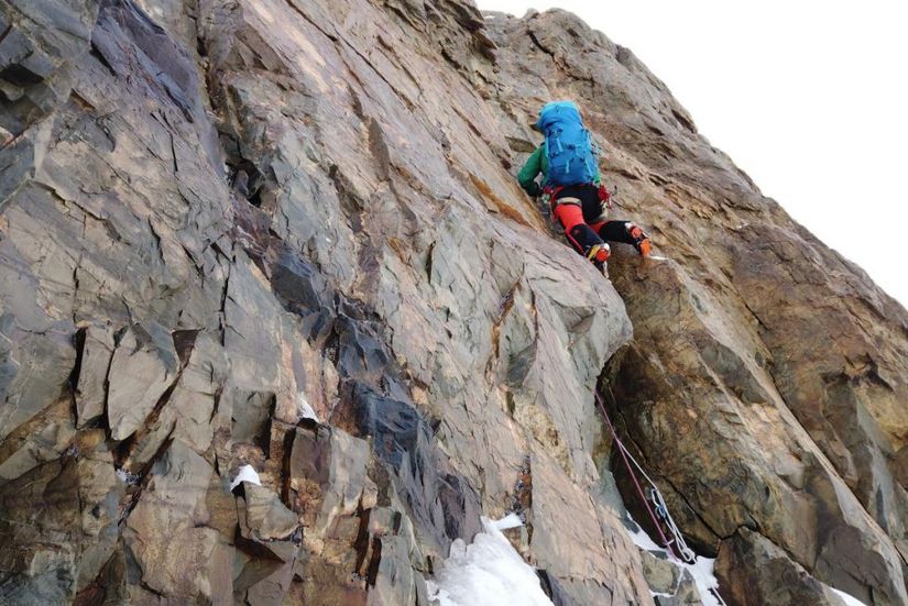 博格达峰登顶记录,李宗利登顶8千米以上的山