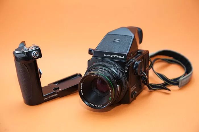 相机最顶级的手机,最新出的单反全画幅相机