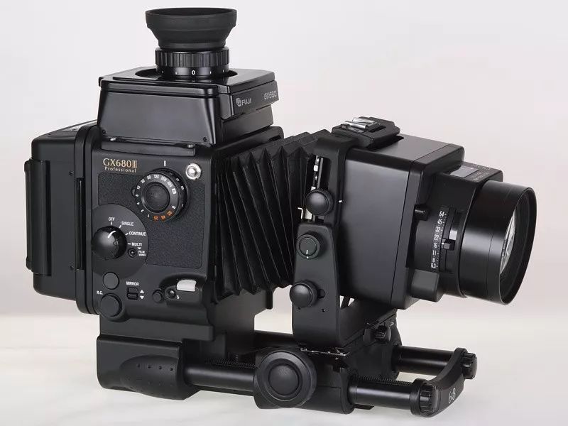 相机最顶级的手机,最新出的单反全画幅相机