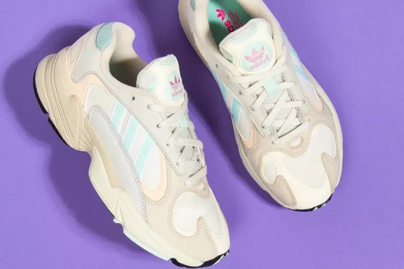 秋冬百搭女士运动鞋,啄木鸟2021秋冬韩版运动鞋