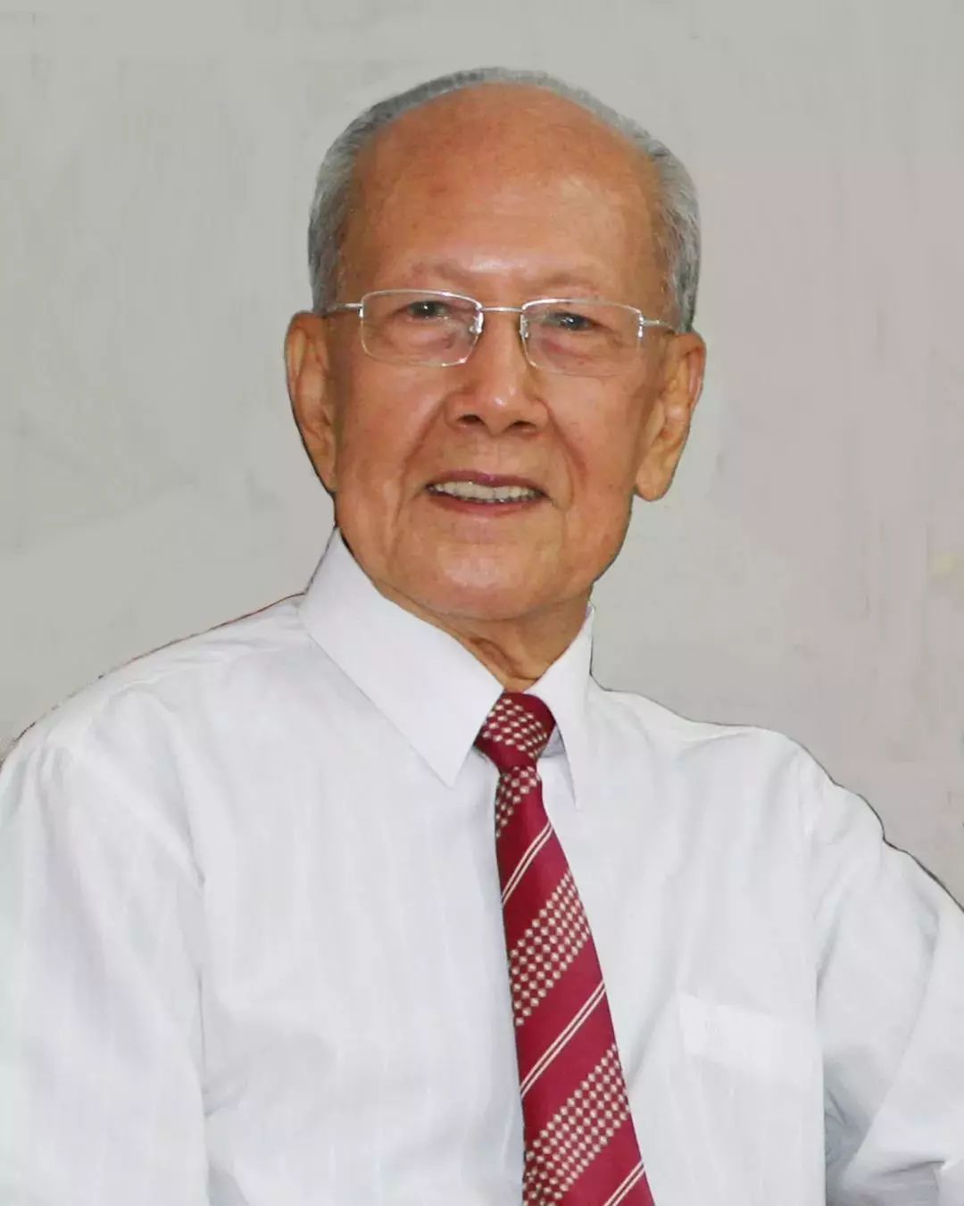 又一香港青年！考入岭大，弃文从医，成为我国兽医药理学学科奠基人