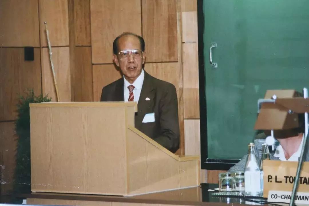 又一香港青年！考入岭大，弃文从医，成为我国兽医药理学学科奠基人