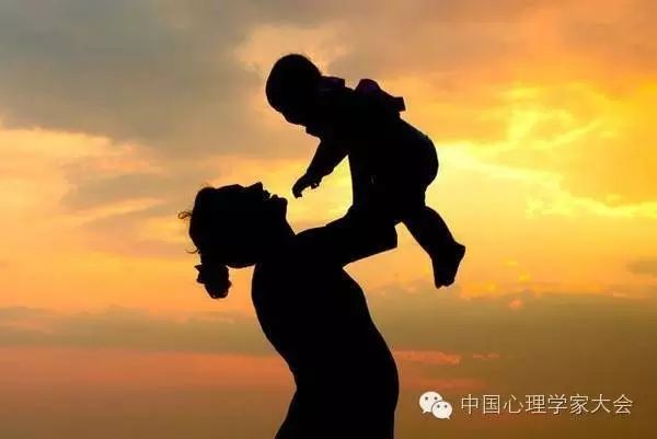 安全依恋关系培养,怎么培养安全型依恋人格