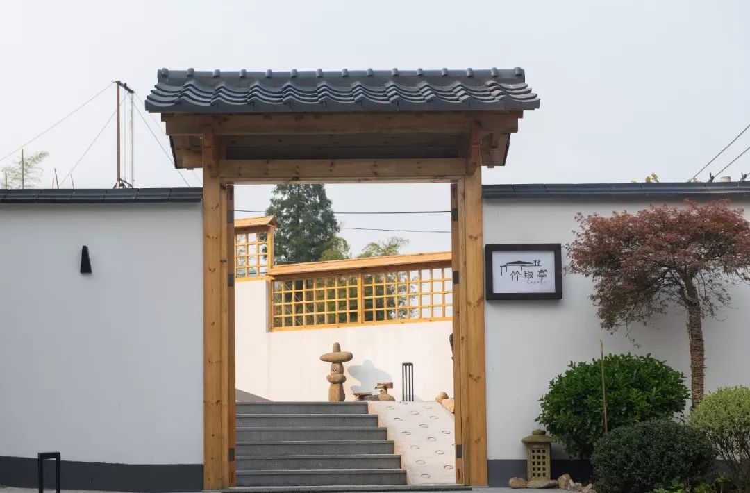 自驾游12个人住民宿,住200左右民宿3天1500左右