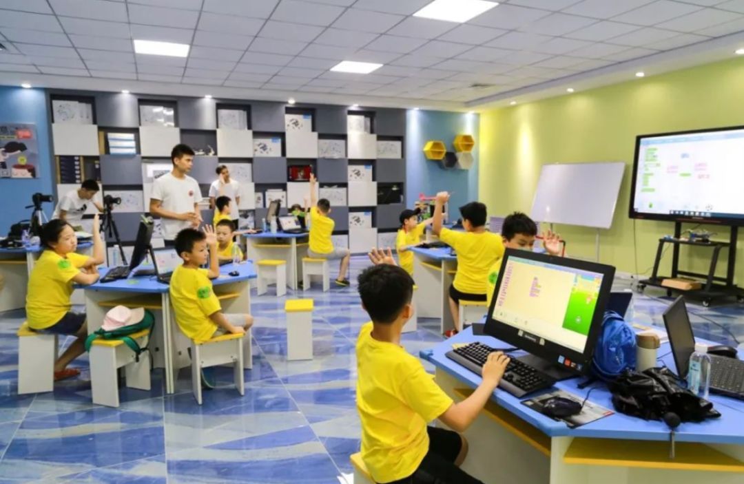 *子烟电**、编程课、代餐：资本寒冬里的赛道品牌，你消费过哪一个？