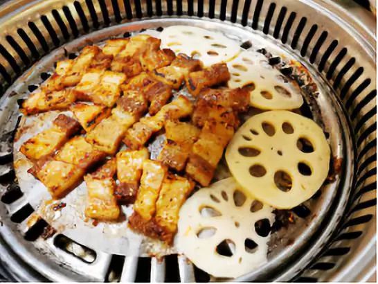 成都美食推荐必吃烤肉,盘盘烤第一成都必吃烤肉