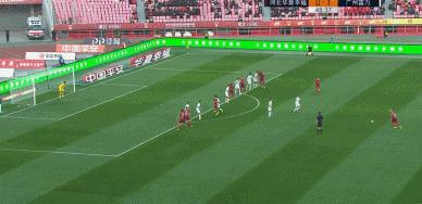 河北华夏马尔康进球,富力4比2扎哈维