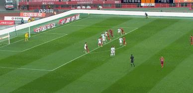 河北华夏马尔康进球,富力4比2扎哈维