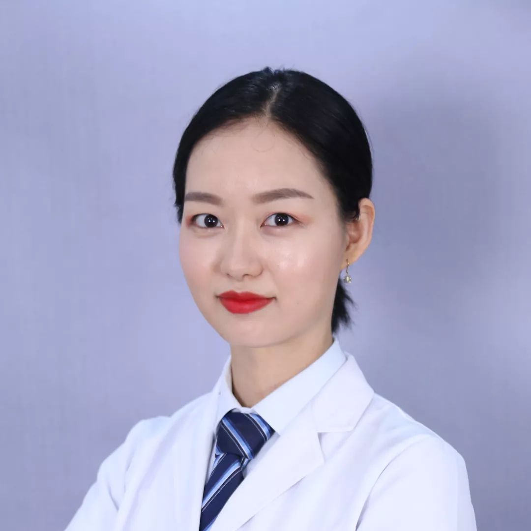 洗发水买含有什么成分的好,洗发水买强韧还是修护
