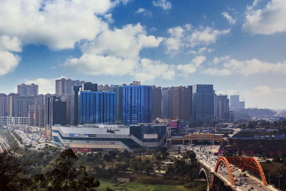 不止“首店收割机”，川南“领路人”看点颇多