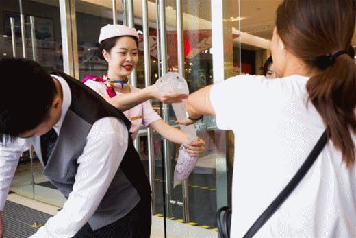 不止“首店收割机”，川南“领路人”看点颇多