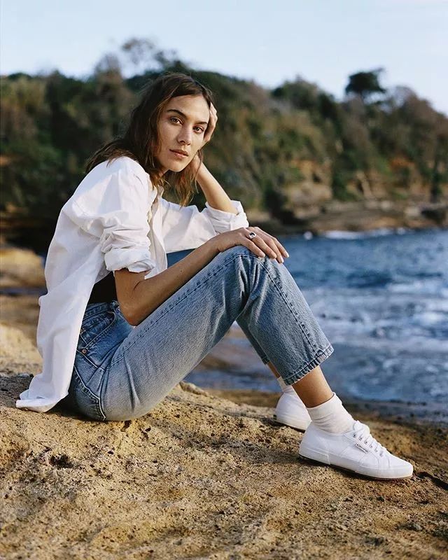 女生买鞋推荐平价,换季应该买什么鞋比较便宜