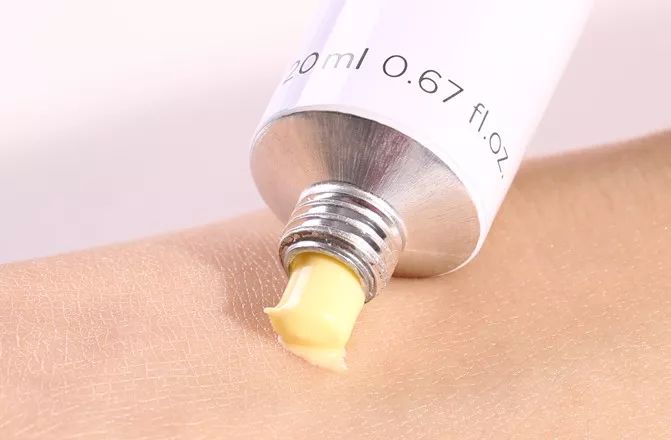 中国年轻人最爱的德国原装进口眼霜！请加入你们双十一的购物清单