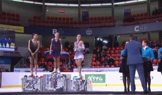 大哥你的笑容要溢出屏幕了，收住收住，2019搞笑体育动图集锦来了