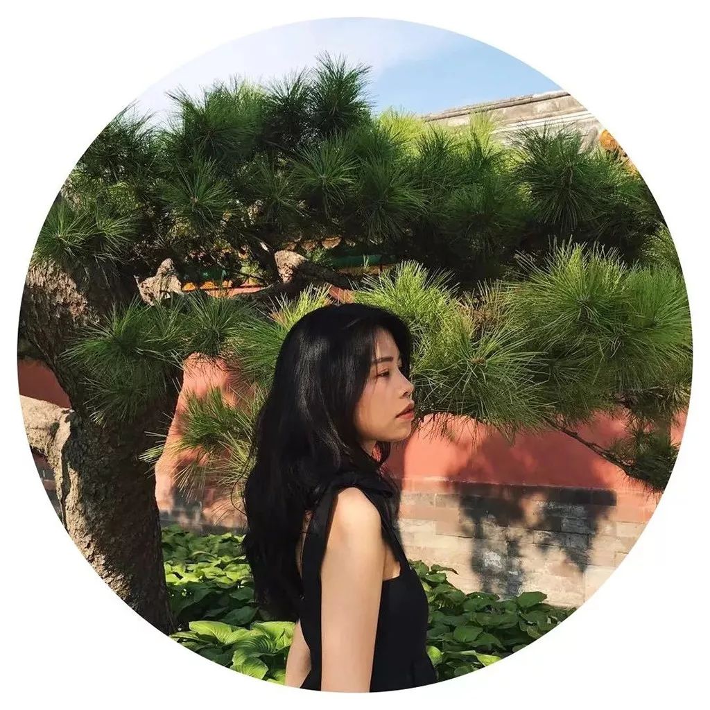 表面光鲜亮丽的时装编辑们，背地里竟然都在买这些？