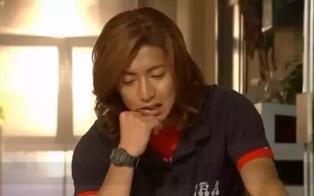 念想了十几年的“血屏”，如今要让你听个科幻故事