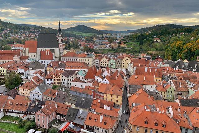 一个人旅行遇见最美的天堂,借一场旅行遇见最美的风景
