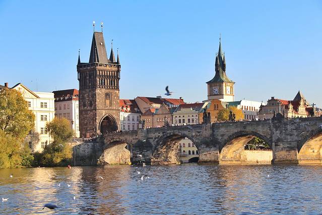 一个人旅行遇见最美的天堂,借一场旅行遇见最美的风景