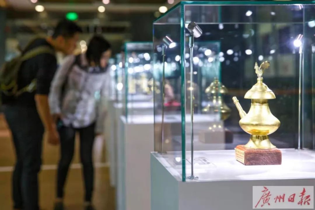 首次展出！来看广州晒出的友城精美礼品