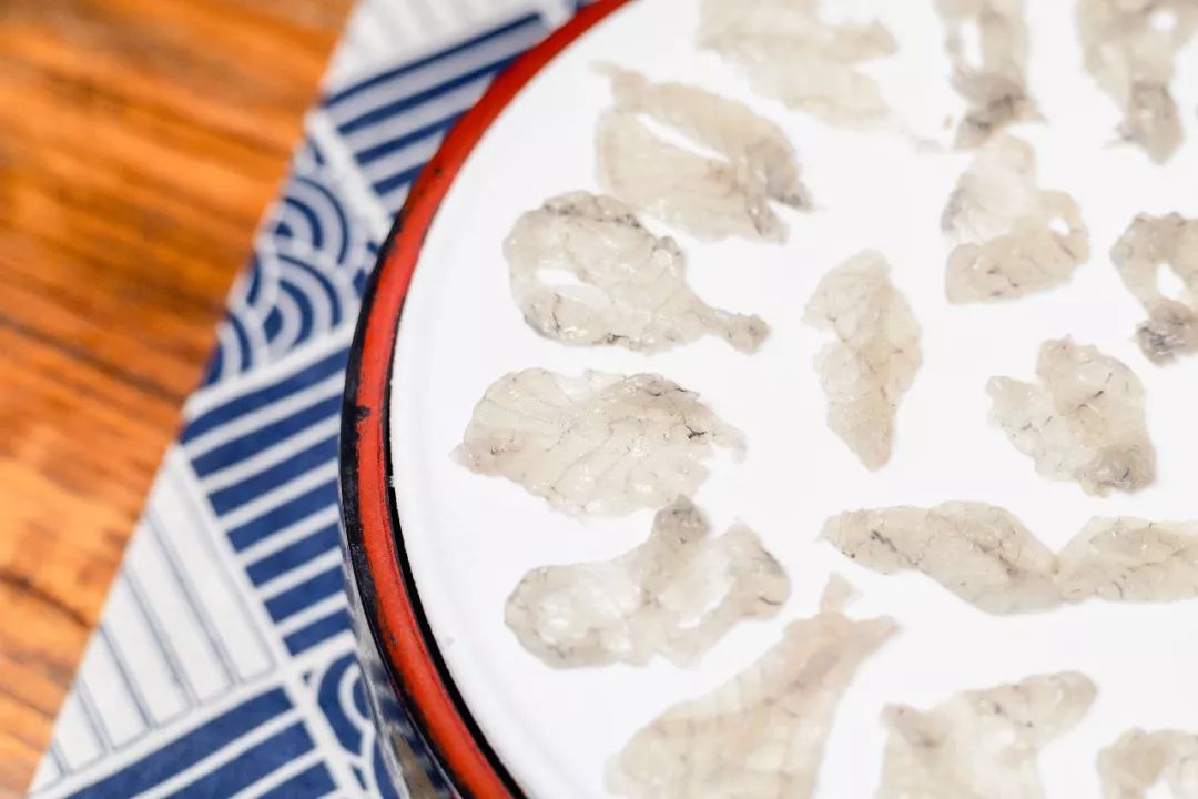 嚟度，可能系顺德桑拿种类最多嘅地方！鸵鸟都唔放过！真够呛