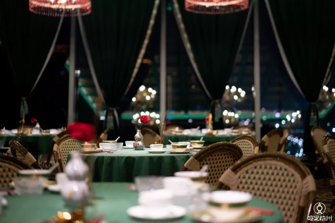 周杰伦900块钱门票,价值8000元周杰伦门票免费送