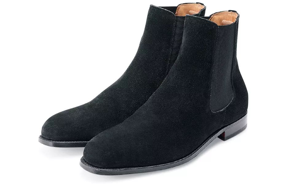 今年冬天如果你还没有一双黑色麂皮鞋…