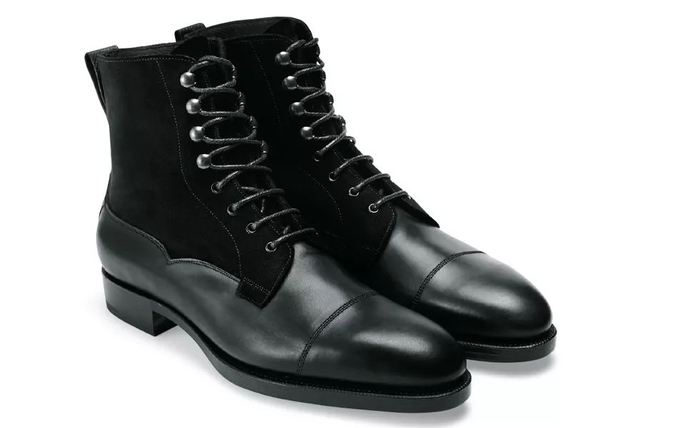 今年冬天如果你还没有一双黑色麂皮鞋…