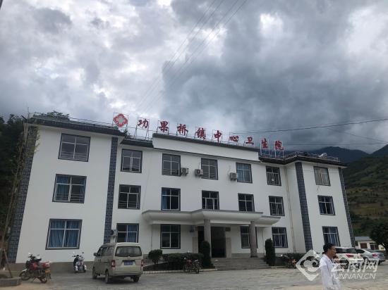 健康体检进社区服务暖人心,健康义诊进社区温暖服务送到家